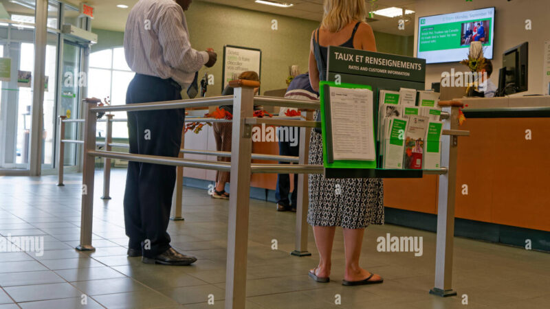 Les bénéficiaires des rappels-soldes à la caisse le 12 novembre